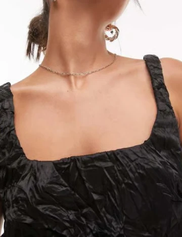 Top Top Shop, negru