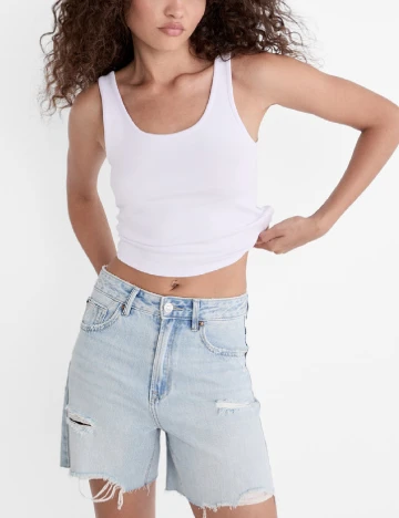 Pantaloni scurti Stradivarius, albastru