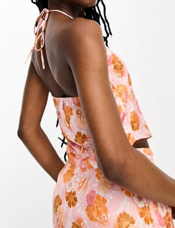 Top Another reason, floral print