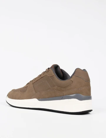 Adidasi ACTION, maro
