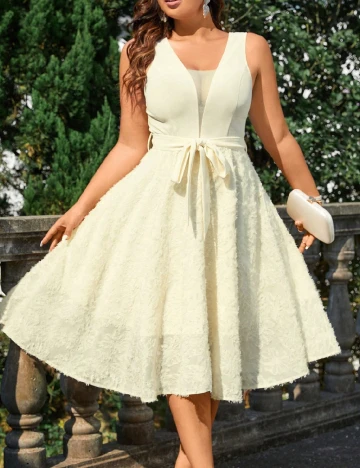 Rochie medie SHEIN CURVE, crem