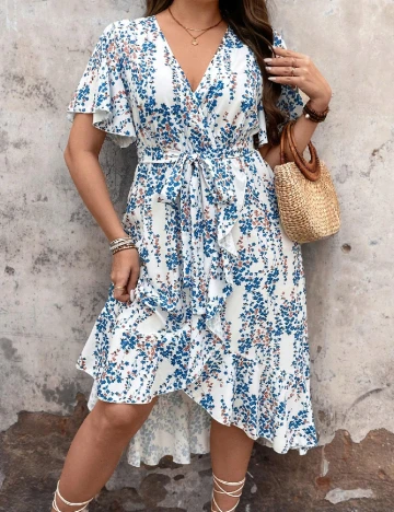 Rochie medie SHEIN CURVE, floral print