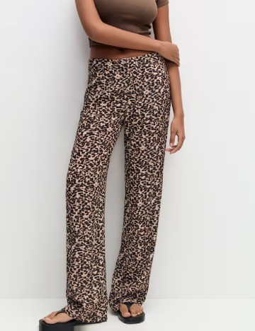 
						Pantaloni Pull&Bear, animal print
