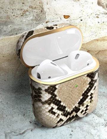 Husa AirPods IDEAL OF SWEDEN, imprimeu sarpe Animal print