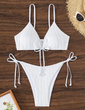 
						Costum de baie SHEIN, alb