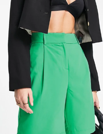 Pantaloni scurti Vero Moda, verde Verde