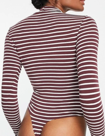 Body ASOS, visiniu Rosu