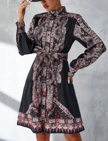 
						Rochie medie SHEIN, negru