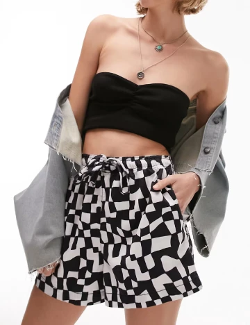 Pantaloni scurti Top Shop, alb/negru