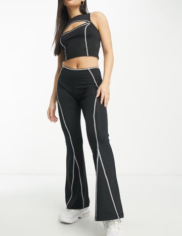 
						Pantaloni ASOS, negru
