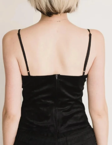 Top Labelrail x Julia Cumming, negru