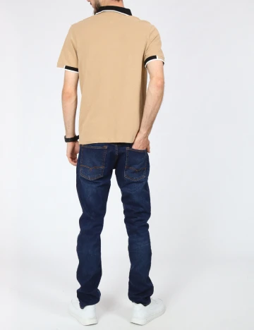 Tricou Lacoste, maro