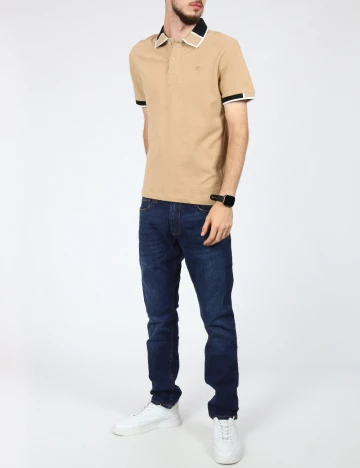 Tricou Lacoste, maro