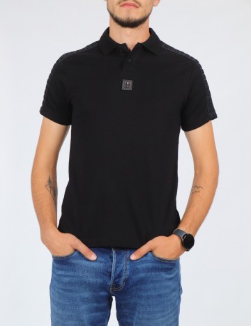 
						Tricou Hugo, negru