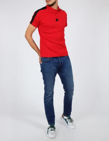 Tricou Hugo, rosu