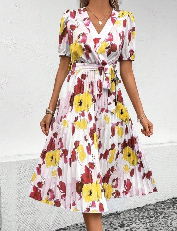 
						Rochie medie SHEIN, mix culori
