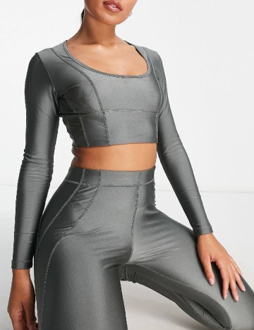 
						Top HIIT by ASOS, gri