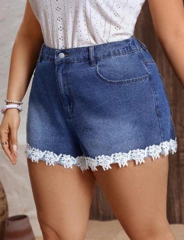 Pantaloni scurti SHEIN CURVE, albastru Albastru