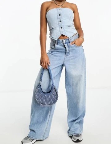 Top Bershka, alb