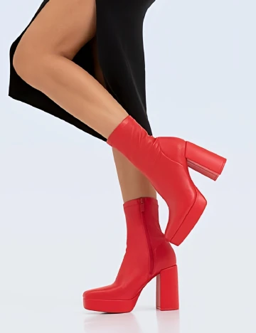 Botine Stradivarius, rosu Rosu