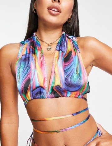 
						Top ASOS, mix culori
