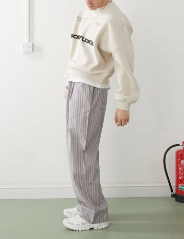 Pantaloni Reclaimed Vintage, gri