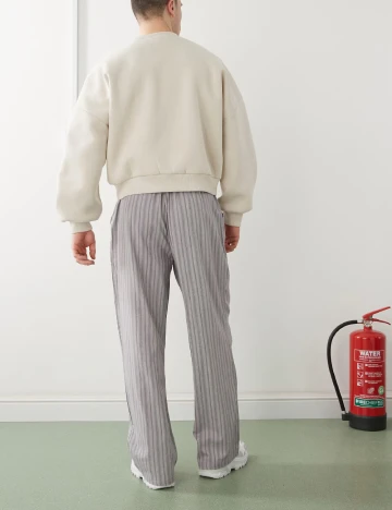 Pantaloni Reclaimed Vintage, gri