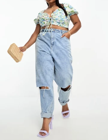 Top the frolic, floral print