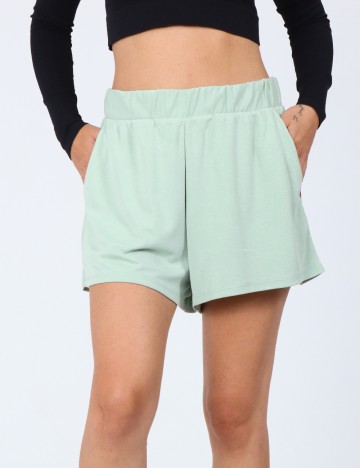 
						Pantaloni scurti Monki, verde