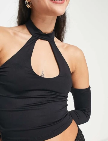 Top Bershka, negru