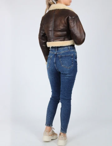 Jacheta Zara, maro