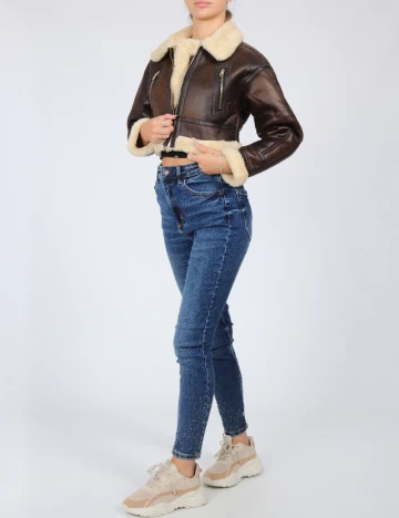 Jacheta Zara, maro