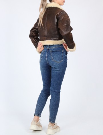 Jacheta Zara, maro