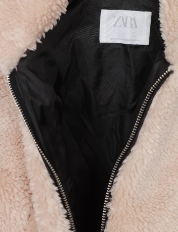 Jacheta Zara, crem