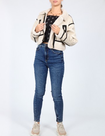 Jacheta Zara, bej