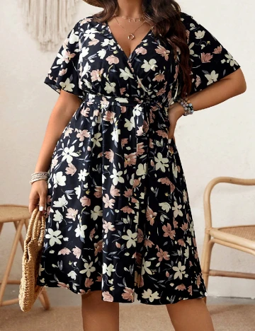 Rochie scurta SHEIN CURVE, floral print Floral print
