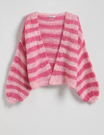 Cardigan Reserved, roz