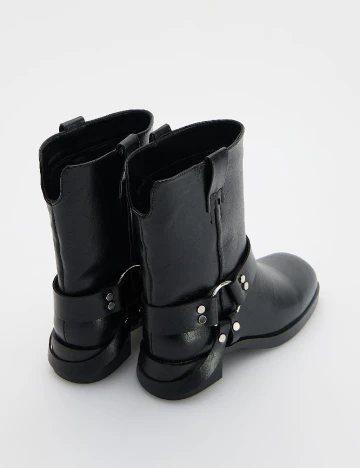 Ghete Reserved, negru Negru