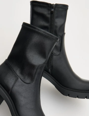 Botine Reserved, negru