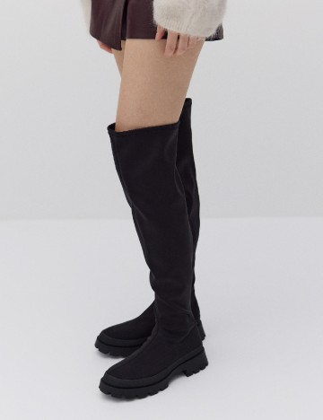 
						Cizme Reserved, negru