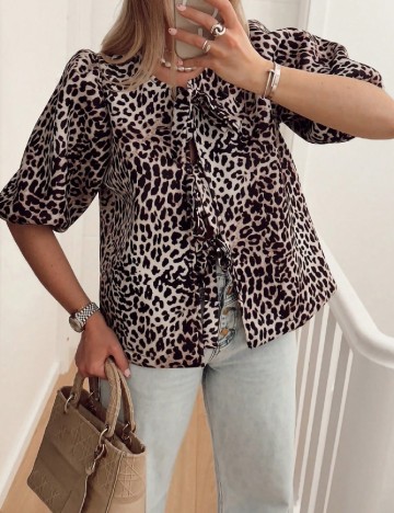 
						Bluza SHEIN, animal print