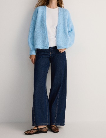 
						Cardigan Reserved, bleu