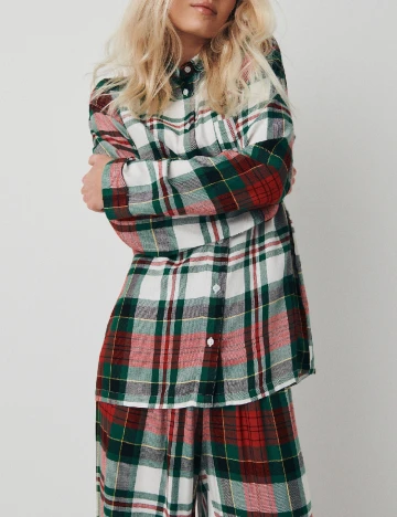 Pijama Reserved, mix culori