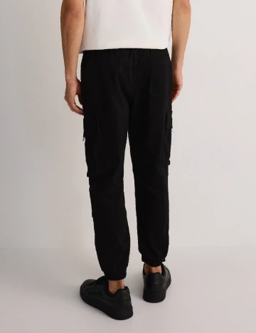 Pantaloni Reserved, negru
