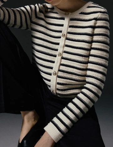 Cardigan Reserved, ecru