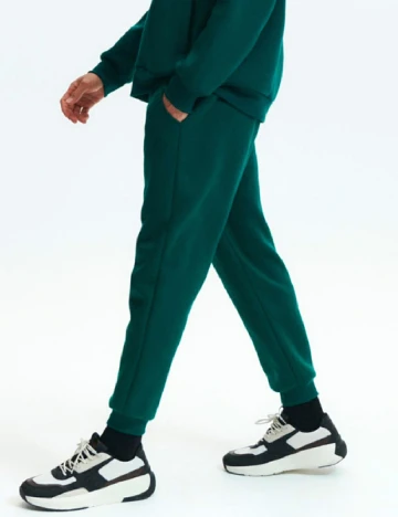 Pantaloni Reserved, verde Verde