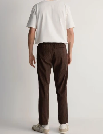 Pantaloni Reserved, maro