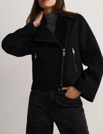 Jacheta Reserved, negru Negru