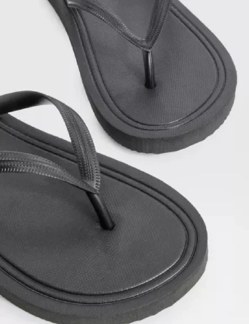 Slapi Boohoo, negru