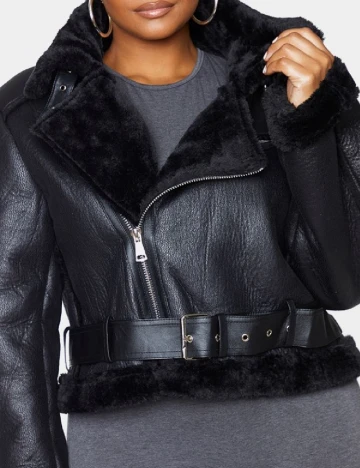 Jacheta PrettyLittleThing Plus Size, negru